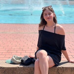 Meet your Posher, Emma